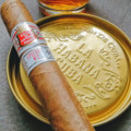 Hoyo de Monterey Epicure no 2